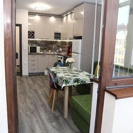 за гости мечта лазур Appartement Burgas
